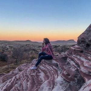 Meet your Posher, Hannah